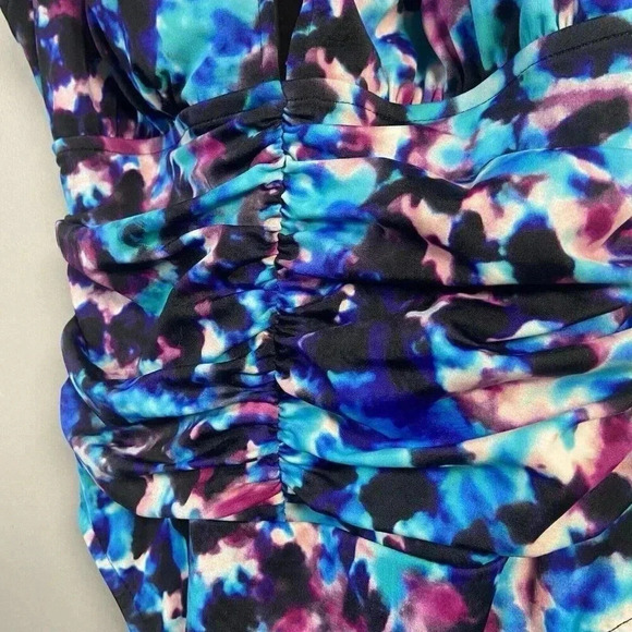 Magicsuit Swimsuit Size 10 Kat One Piece Ultraviolet Tummy Control ($174) Purple - Picture 4 of 10